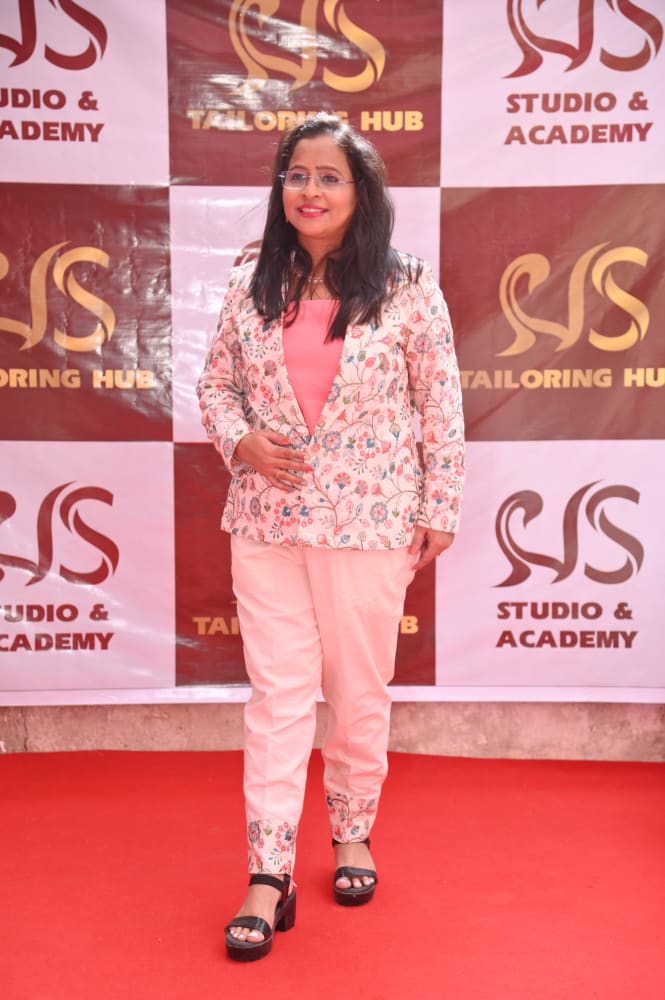 Red Carpet Photo – NS Tailoring Hub