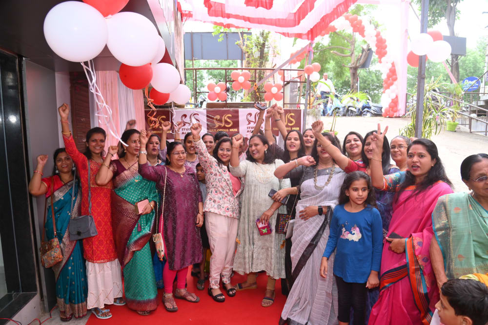 Cheering Guests at Entrance